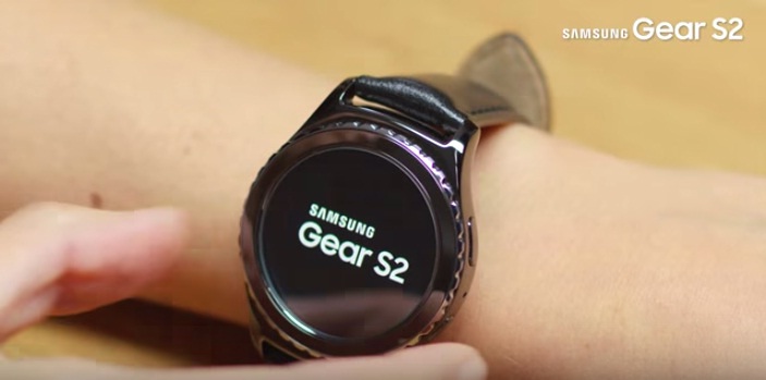 Samsung Gear S2 power on